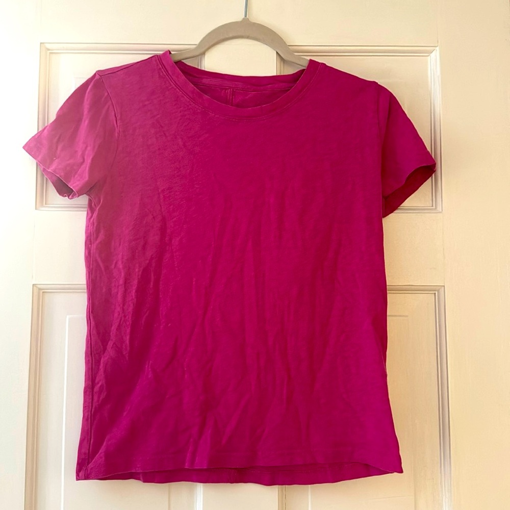 Jcrew Girlfriend Tee in Magenta